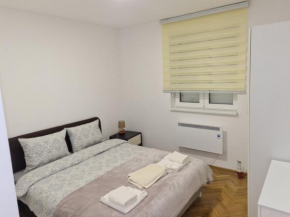 Fox House Apartmani